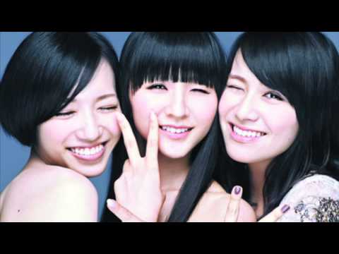 Perfume『三人あわせてぱふゅーむでしゅうぅぅw』気の抜けた挨拶